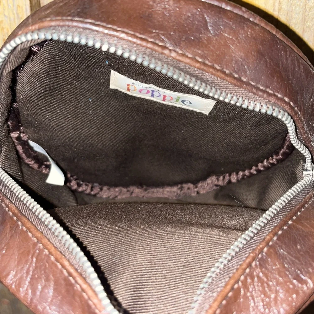Poppy Jones Shoulder Bag - Picture 7 of 8